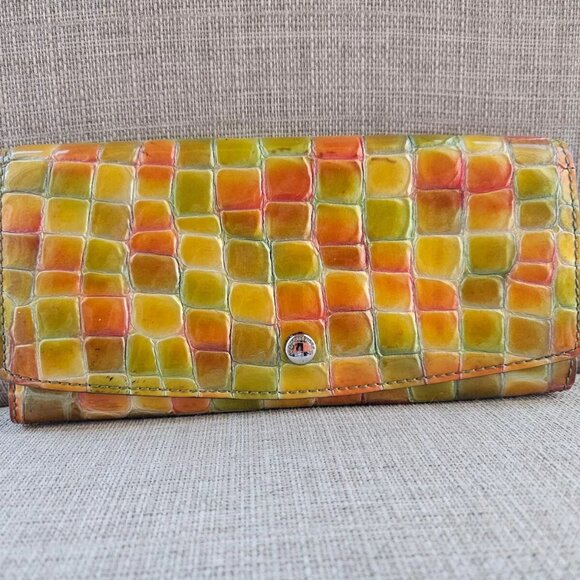 Cocco Fiore Women Clutch Wallet Multi Color Patent Leather Card Holder Purse - Picture 2 of 16